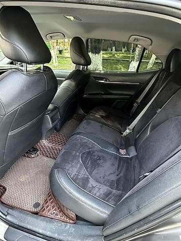 приус 2013: Toyota Camry: 2018 г., 2.5 л, Вариатор, Гибрид, Седан — 8