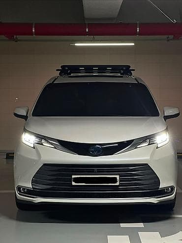 тоета сиквоя: Toyota Sienna: 2021 г., 2.5 л, Вариатор, Гибрид, Минивэн — 4