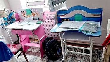 детская мебель бу: Детский стол, Б/у, МДФ, Самовывоз — 1