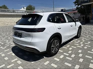 step rf3: Geely Galaxy Starship 7: 2025 г., Электромобиль, Кроссовер — 4