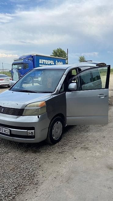 динамик камри 30: Toyota Voxy: 2003 г., 2 л, Автомат, Бензин, Минивэн — 1