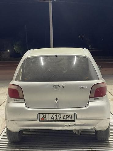 подставки для авто: Toyota Yaris: 2001 г., 1.3 л, Механика, Бензин, Хэтчбэк — 4
