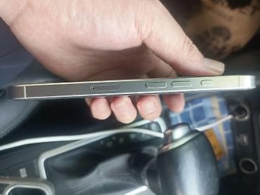 e3 1270: IPhone 15 Pro, Natural Titanium, Защитное стекло — 5