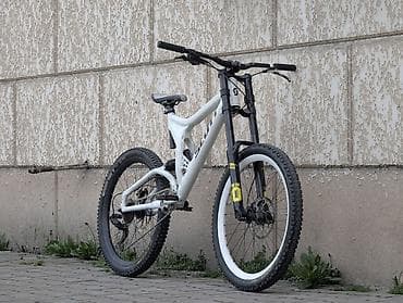 Спорт и хобби: Горный велосипед, Specialized, Рама M (156 - 178 см), Алюминий, Б/у — 2