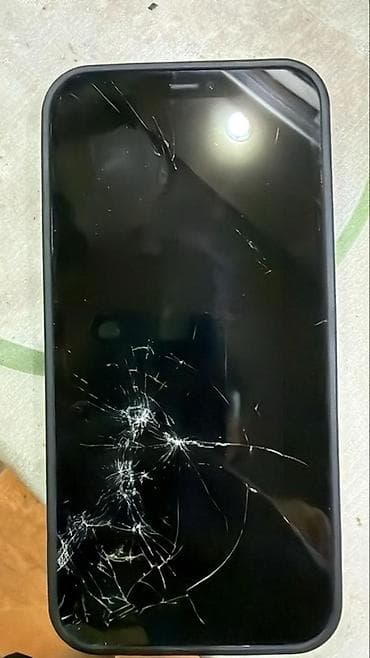 купить бу телевизор с интернетом: IPhone 12 Pro Max, Б/у, 256 ГБ, Белый, Чехол, 78 % — 2