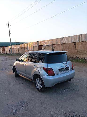 leksus nx: Toyota Ist: 2003 г., 1.5 л, Автомат, Газ, Хэтчбэк — 5