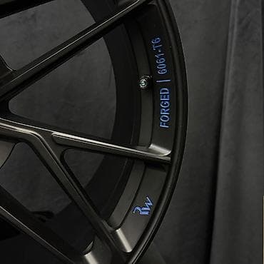 20: Диски R 20 BMW, Комплект, отверстий - 5, Новый — 3