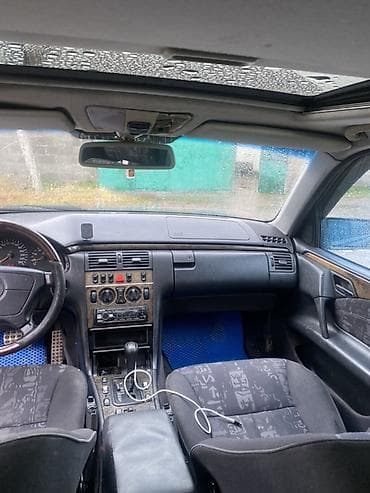 Продажа авто: Mercedes-Benz E-Class: 1998 г., 2.3 л, Бензин, Седан — 6