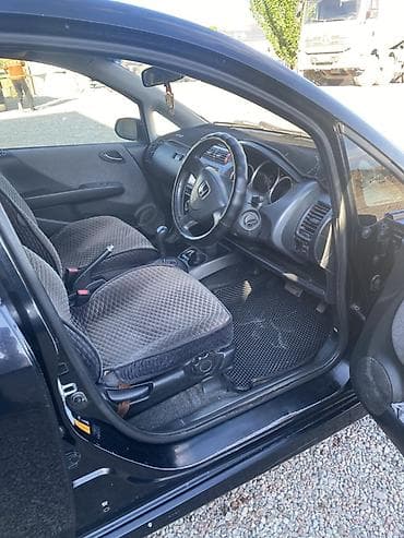 авто фрион: Honda Fit: 2003 г., 1.3 л, Вариатор, Бензин, Хэтчбэк — 9