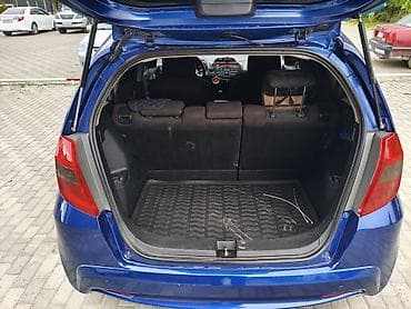 Honda Jazz: 2011 г., 1.3 л, Вариатор, Бензин, Хетчбек — 5