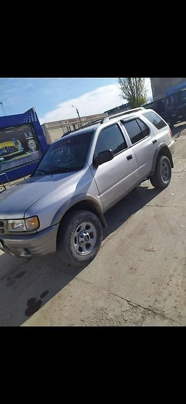 Isuzu Rodeo: 2000 г., 3.2 л, Автомат, Внедорожник