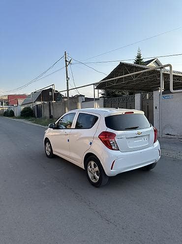 Продажа авто: Chevrolet Spark: 2022 г., 1 л, Вариатор, Бензин, Хэтчбэк — 4