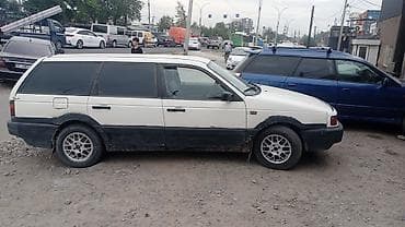 kirgiz auto: Mazda 323: 1993 г., Универсал — 4
