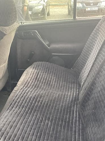 голью: Volkswagen Golf: 1993 г., 1.8 л, Ручные, Бензин, Хэтчбэк — 8