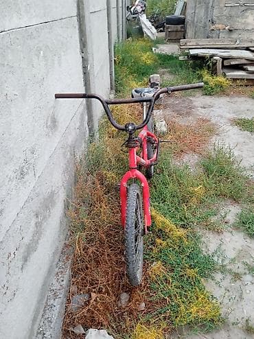 sprinter 516: BMX велосипед, стальная рама 20". Особенности: я его делал под стант — 3