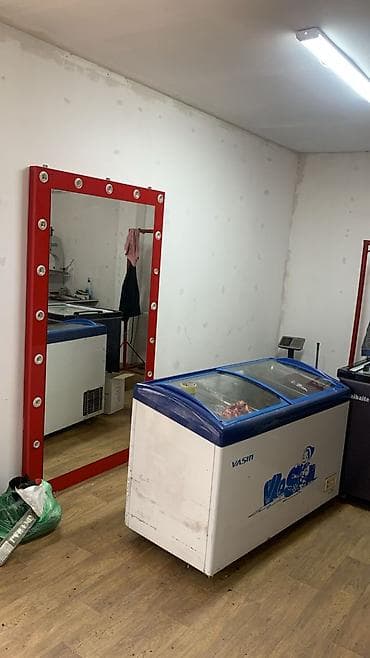 Кыймылсыз мүлк: Ижарага берем Соода жайы, Өзүнчө турган дүкөн, 60 м² Иштеп жаткан, Жарым-жартылай жабдуулары менен, Ремонту менен, Коммуникацияларсыз, Суу, Канализация, 1-сызык — 2