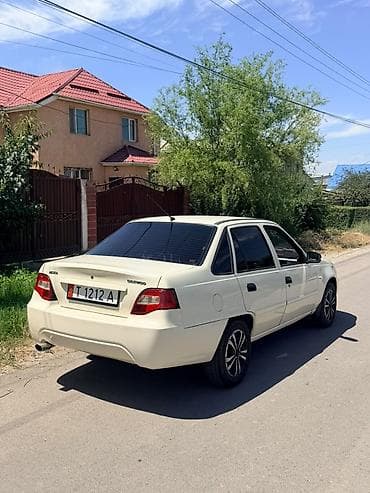 Транспорт: Daewoo Nexia: 2012 г., 1.5 л, Механика, Бензин, Седан — 2