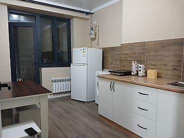 по салиева: 1 комната, 42 м², ул. Алматинка / Салиева Элитка, 9 этаж, Евроремонт — 1