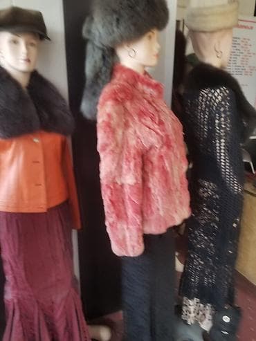 серое пальто мужское: Теплые шубки из мутона .размер 46,48.цена 7 тыс сом — 9