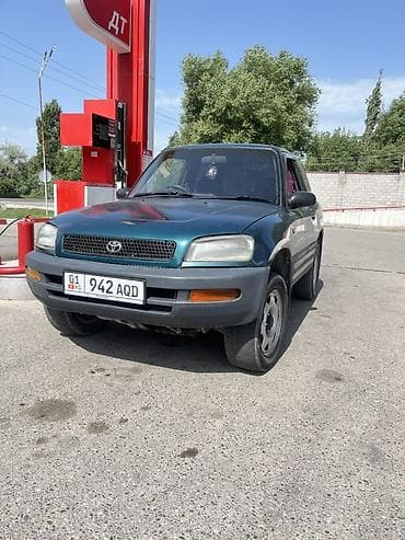audi r8: Toyota RAV4: 1994 г., 2 л, Автомат, Бензин, Кроссовер — 1