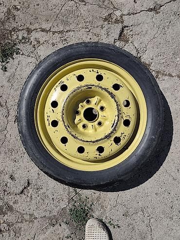 Шиналар жана дисктер: Дөңгөлөктөр монтажда 155 / 70 / R 17, All-season, Колдонулган, Камдык, Жеңил унаалар, Темир — 1