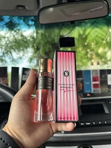 женский духи: Ароматы 50 мл (1.7 fl. oz), в фирменных коробках: - Louis Vuitton — 3