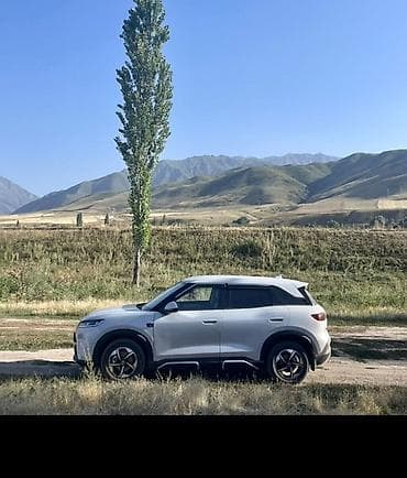 электо мабил: BYD Yuan UP 2025 Средняя комплектация с мощным, усилинным мотором 130 — 1