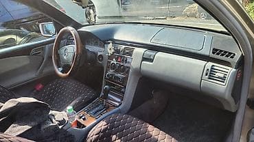 стрим 2001: Mercedes-Benz E-Class: 1996 г., 2.3 л, Автомат, Бензин, Седан — 6