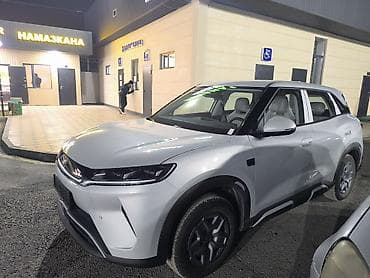 BYD: BYD Yuan Up: 2025 г., Электромобиль, Кроссовер — 2