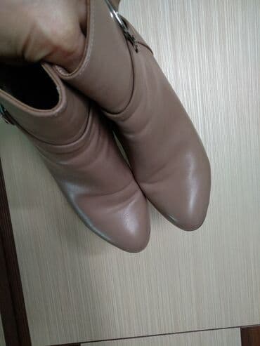 сапоги из натурального меха и кожи: Сапоги, 37, Lino Marano, Б/у, цвет - Бежевый, Самовывоз — 2