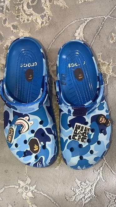 crocs bape: Сабо, 42, Crocs, Б/у, цвет - Синий, Самовывоз, Платная доставка — 1