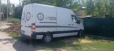 буксировки: Грузовой фургон Mercedes-Benz Sprinter (длинная база, высокий кузов) — 1
