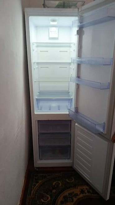 провод для аристона: Холодильник Beko, Двухкамерный, No frost — 4