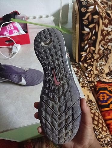 сороконож: Мужские кроссовки, 39, Nike, Б/у, цвет - Фиолетовый, Самовывоз — 1