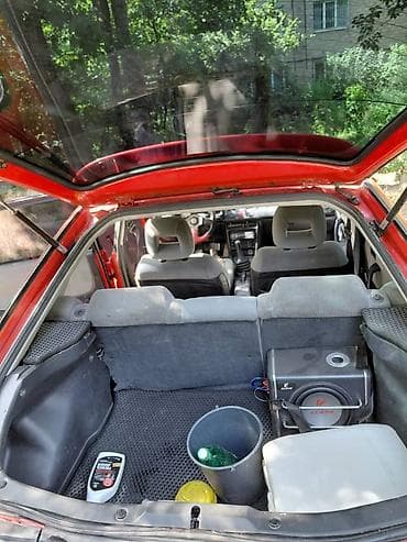 фередо мазда: Mazda 323: 1991 г., 1.6 л, Механика, Бензин, Хэтчбэк — 10