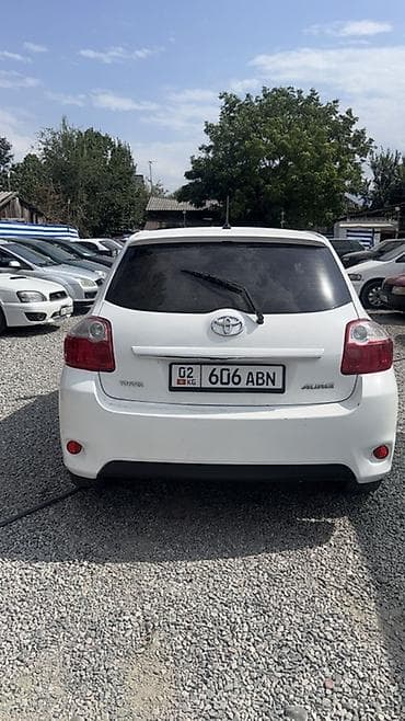 даево матиз 1: Toyota Auris: 2010 г., 1.4 л, Кол менен иштөөчү, Дизель, Хетчбек — 4