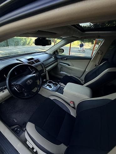 оригинальные: Toyota Camry: 2012 г., Гибрид, Седан — 5