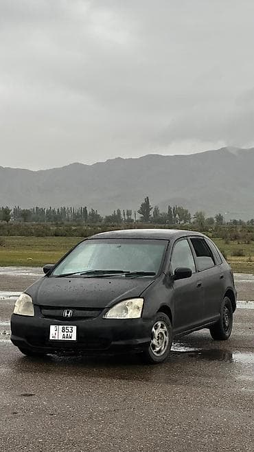 Honda Civic: 2001 г., 1.7 л, Вариатор, Бензин, Хэтчбэк at lalafo.kg Honda Civic: 2001 г., 1.7 л, Вариатор, Бензин, Хэтчбэк