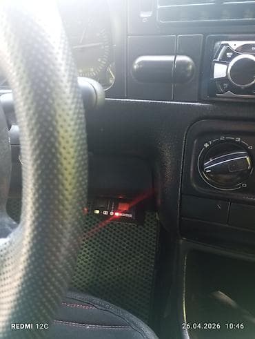 Унаа сатуу: Volkswagen Golf: 1993 г., Кол менен иштөөчү, Бензин, Хетчбек — 3