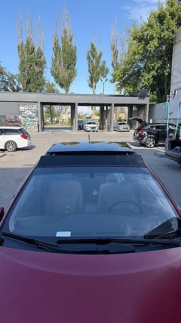 капот виш: Toyota Prius: 2012 г., 1.8 л, Вариатор, Гибрид, Лифтбек — 5