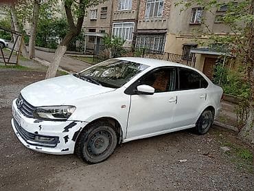 Volkswagen Polo: 2017 г., 1.6 л, Автомат, Бензин, Седан