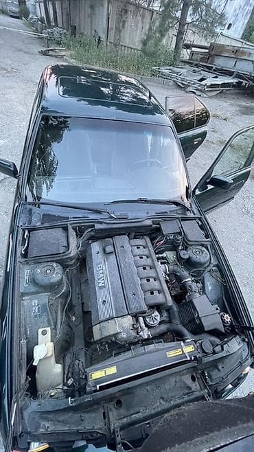 е34 e34: BMW 5 series: 1994 г., 2.5 л, Механика, Седан — 9