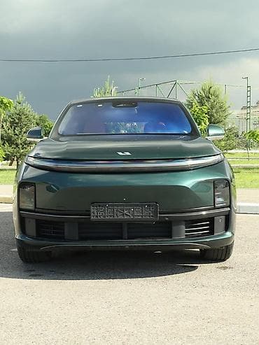 lix: Lixiang L7: 2023 г., 1.5 л, Автомат, Электромобиль, Кроссовер — 3
