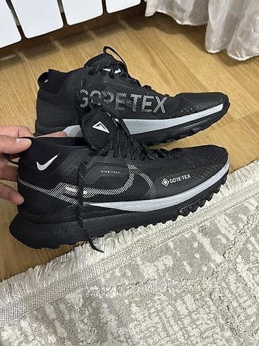 баа: Эркектердин кроссовкасы, 41, Nike, Колдонулган, түсү - Кара, Акылуу жеткирүү — 1