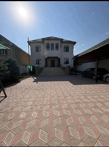 остановка: 🏠 Срочно!!! Продается 3 уровневый дом рядом с центром. 📍 Район — 1