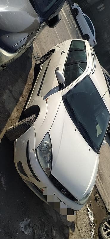 водный мото: Ford Focus: 2002 г., 1.6 л, Ручные, Бензин, Универсал — 4