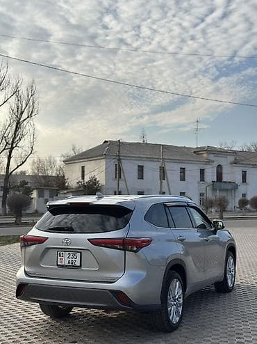 глушитель акрапович цена: Toyota Highlander: 2021 г., 3.5 л, Автомат, Бензин, Кроссовер — 3