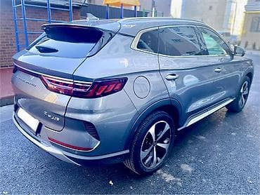 BYD: BYD Song Plus: 2021 г., 1.5 л, Гибрид, Кроссовер — 5