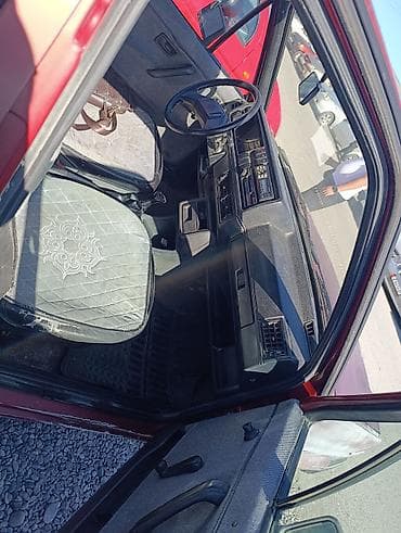 гранаты на пассат: Volkswagen Golf: 1990 г., 1.8 л, Кол менен иштөөчү, Бензин, Хетчбек — 5