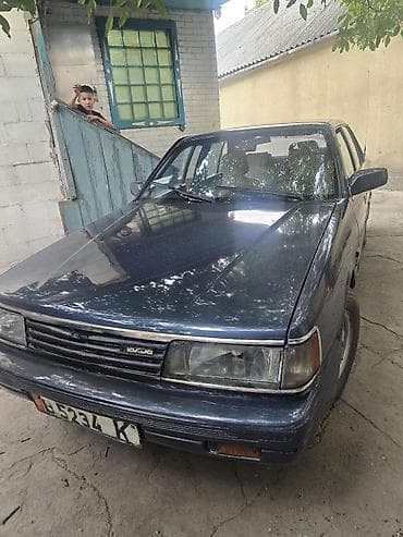 step rf3: Mazda 929: 1989 г., Механика, Бензин, Седан — 1